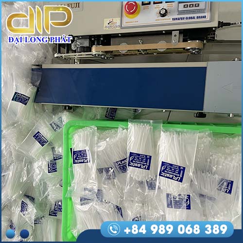Nylon cable ties